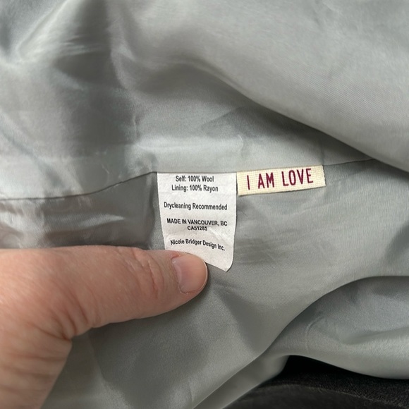 Summer weight 100% wool blazer in cool grey - Picture 2 of 8